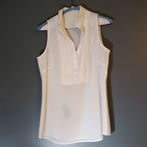 Cynthia Rowley white top. size Small EUC.